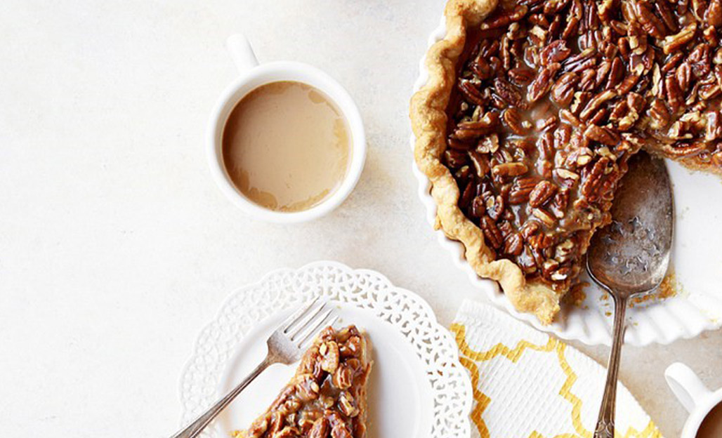 Pie and coffee